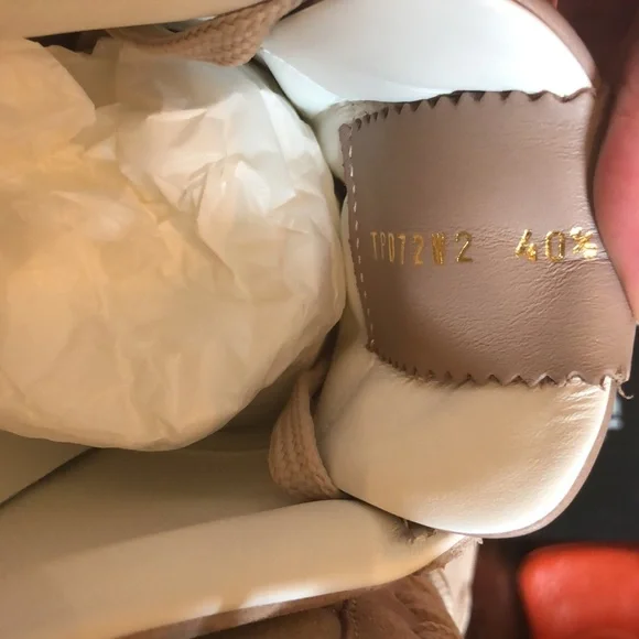 Valentino Rockstud lace up sneakers NWT - Picture 16 of 17